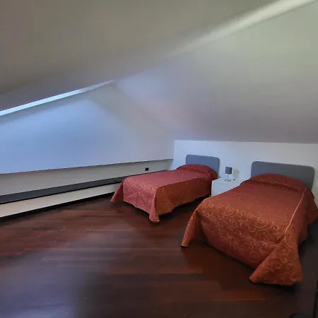 Attico Dei Castelli Вербания