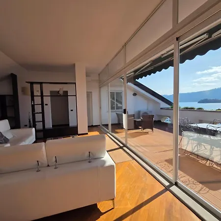 Attico Dei Castelli Verbania