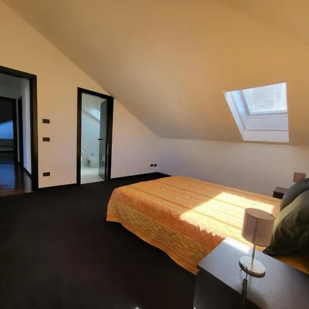 Attico Dei Castelli Apartman Verbania