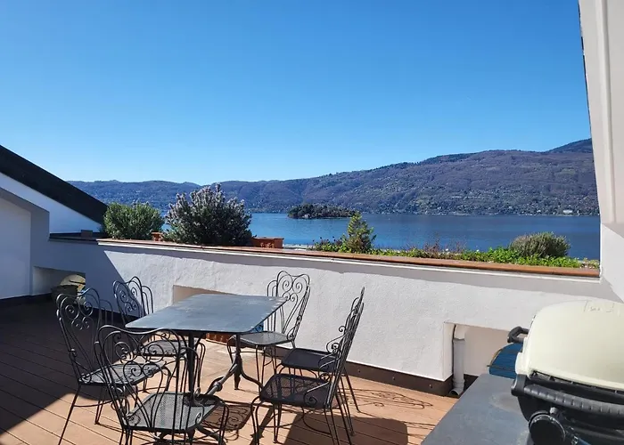 Attico Dei Castelli Apartment Verbania
