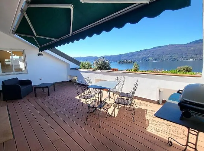 Apartman Attico Dei Castelli Verbania