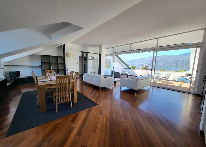 Apartment Attico Dei Castelli Verbania