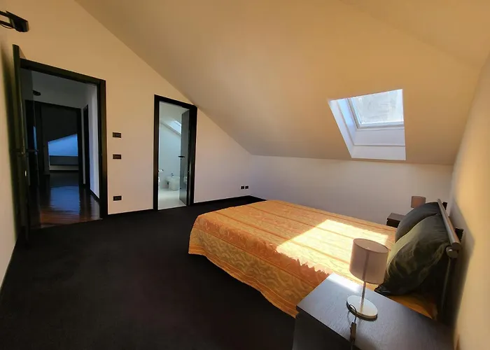 Attico Dei Castelli Apartman Verbania